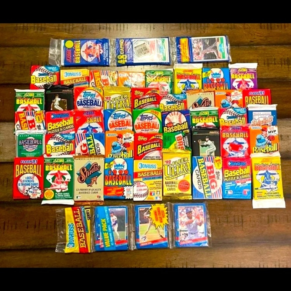 VINTAGE PACKS MLB BASEBALL CARDS